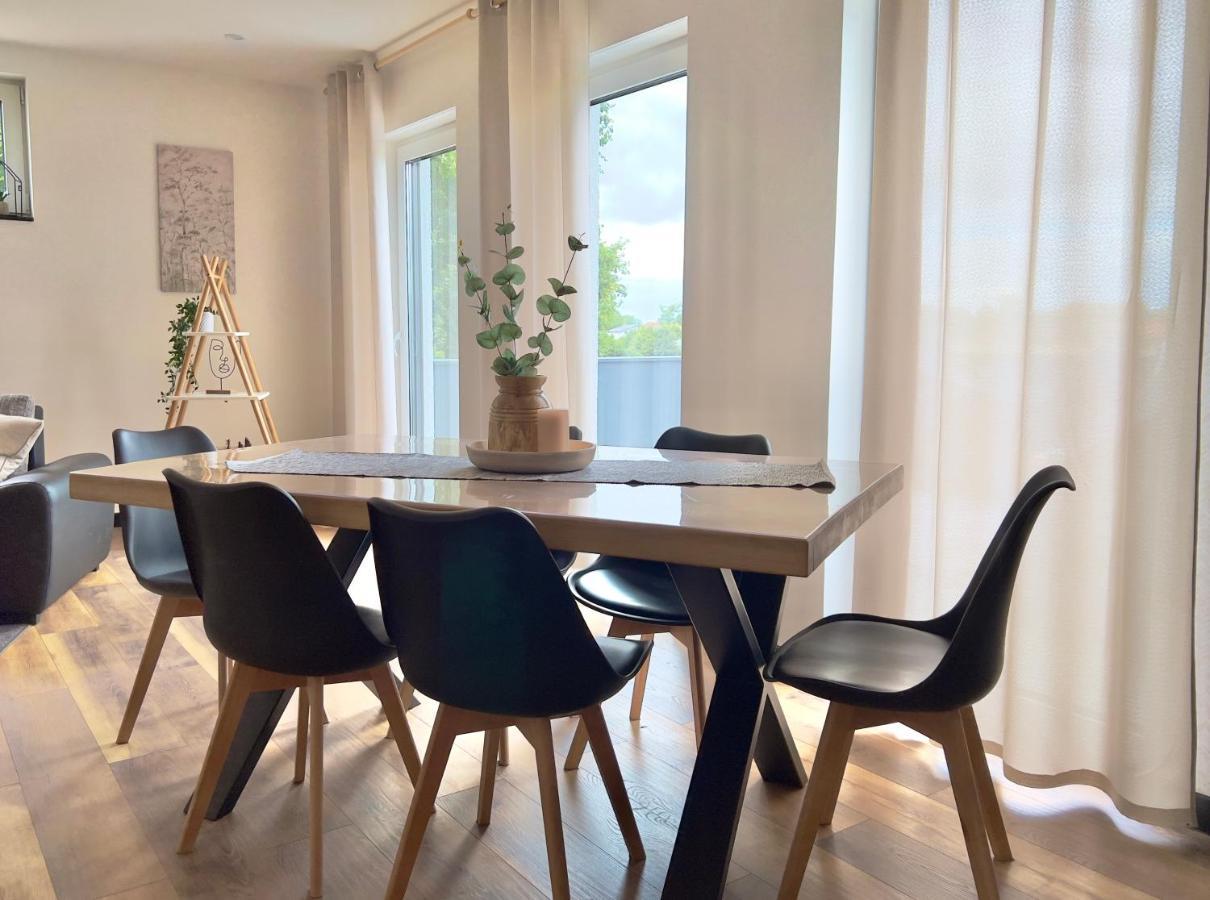 Grosse Wohnung Wellness + Sauna + Netflix Петершаген Екстериор снимка